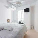 Aniko Suites Chora